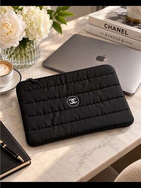 FASHION Black Quilted Labtop Sleeve with Double C Logo